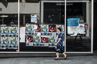 Costo de anuncios en material vinil